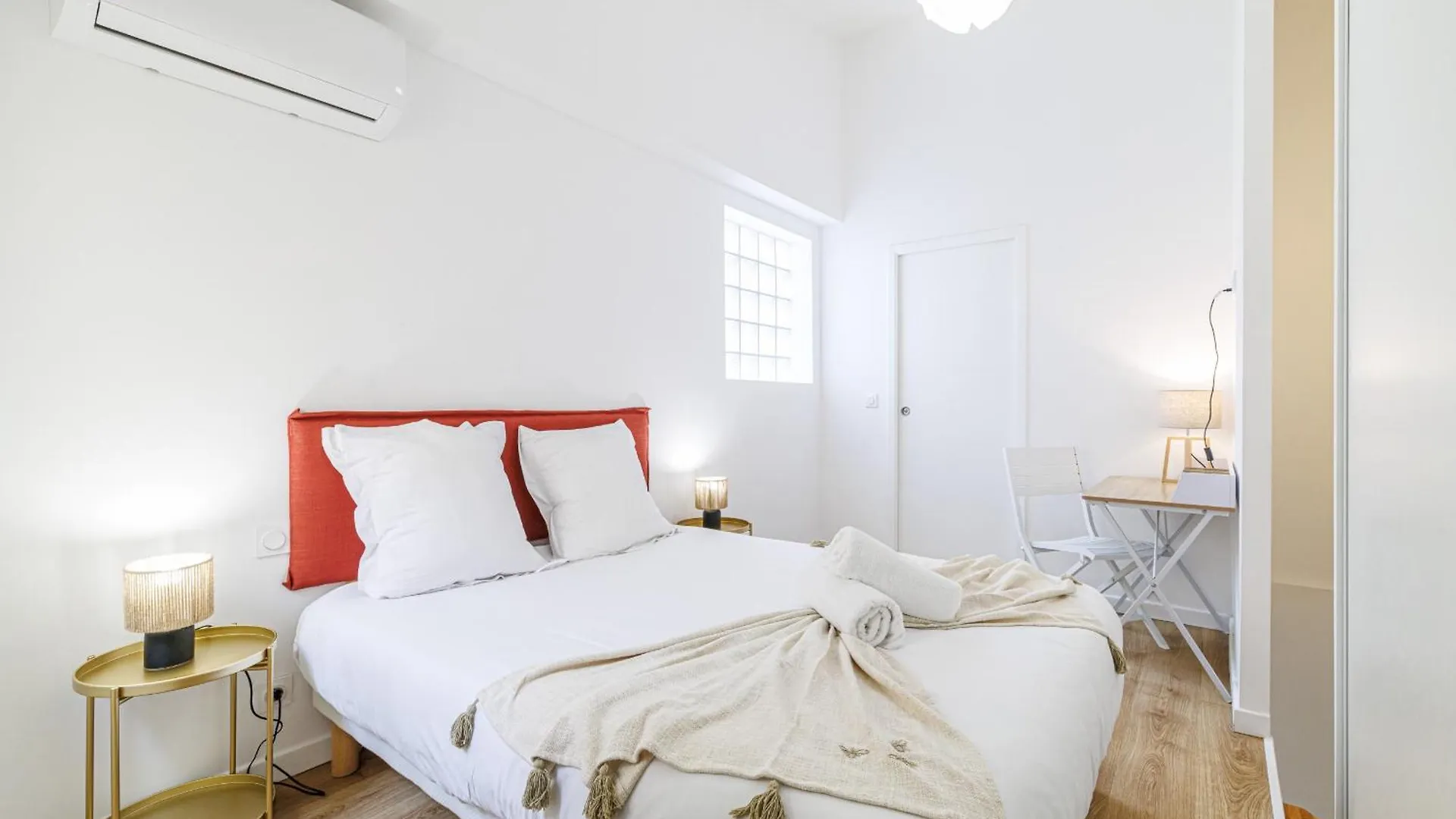 1 Bdr Duplex Downtown - Ac Apartment Nice