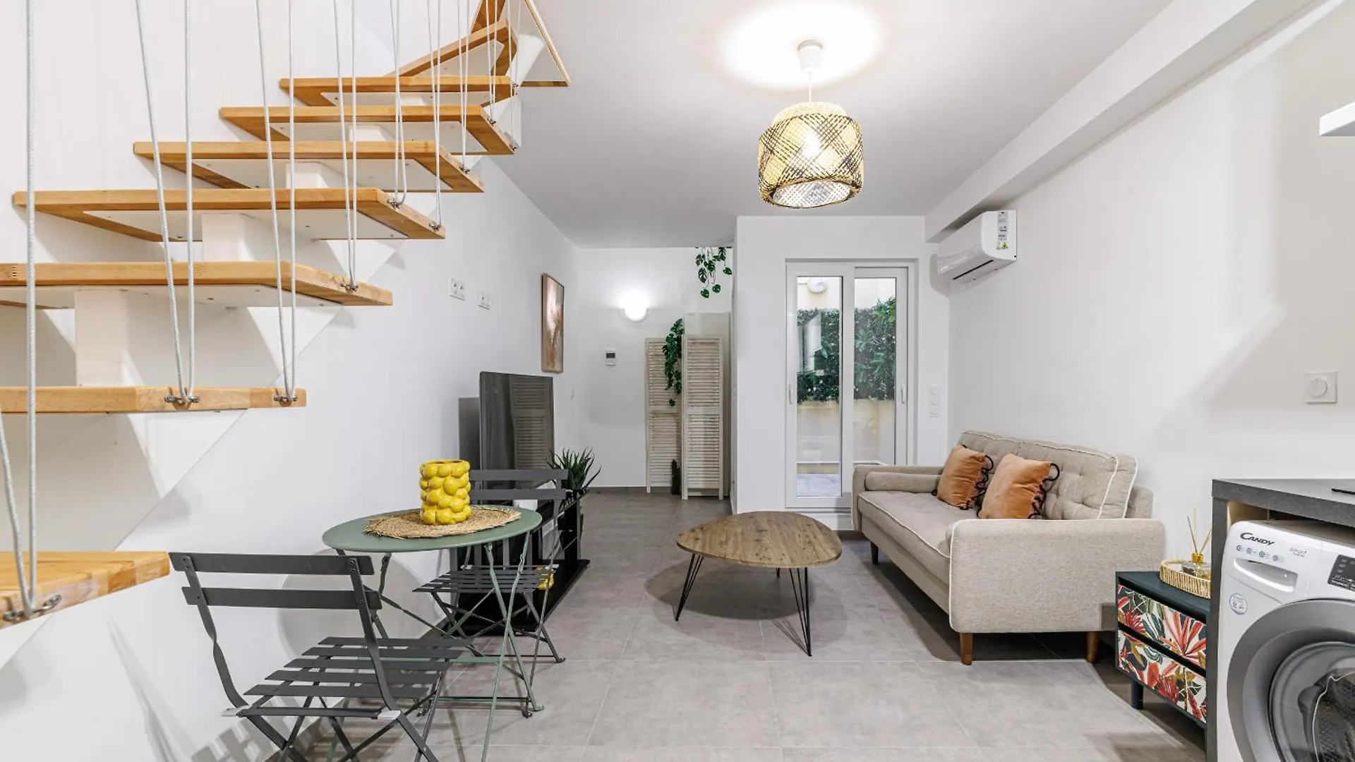 דירות ניס 1 Bdr Duplex Downtown - Ac