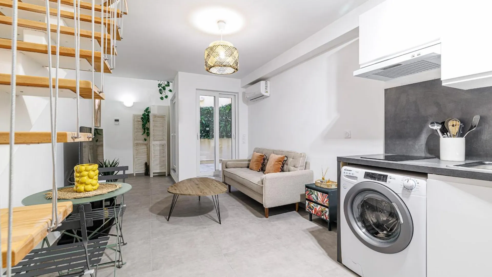 דירות ניס 1 Bdr Duplex Downtown - Ac