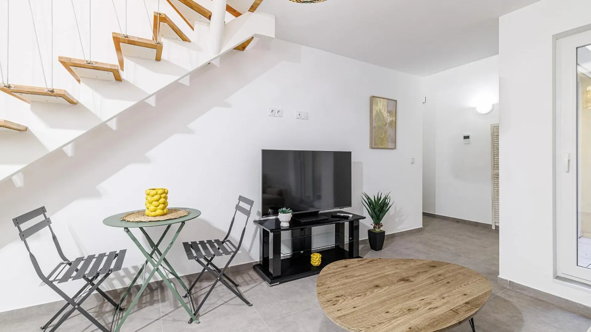 1 Bdr Duplex Downtown - Ac Apartment Nice France